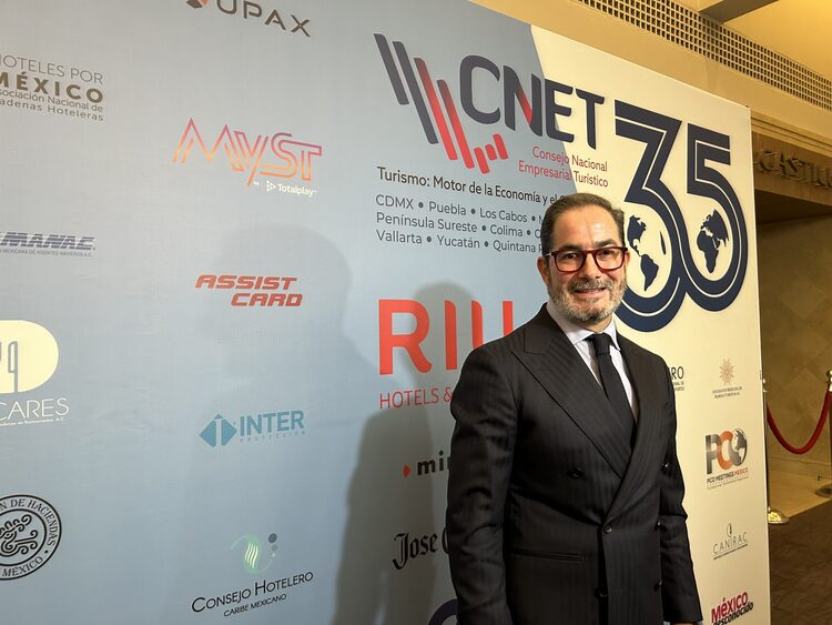 De Cnet Demanda CNET cambio de rumbo en política turística. - El Publicista