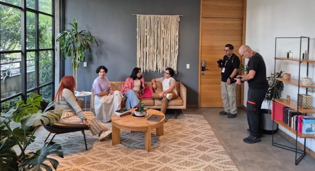 6bf2c180-1a13-4e9e-bd3d-3d5cc8b34adf (1)